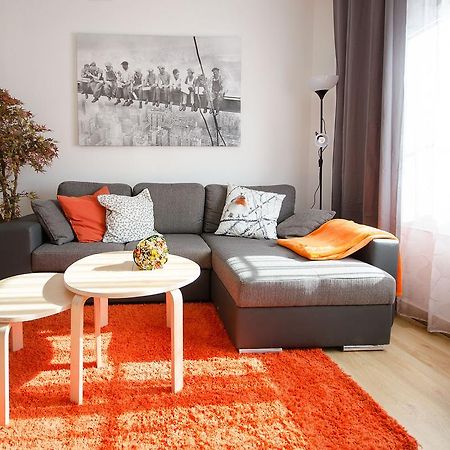Oscar Apartments Estacion Sitges Esterno foto