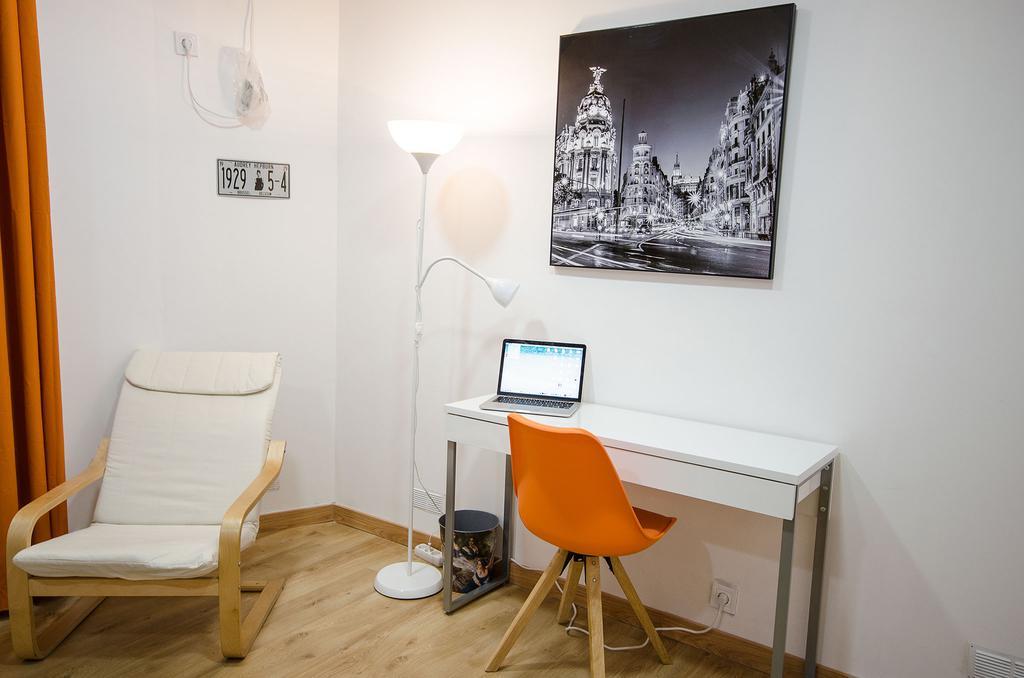 Oscar Apartments Estacion Sitges Esterno foto